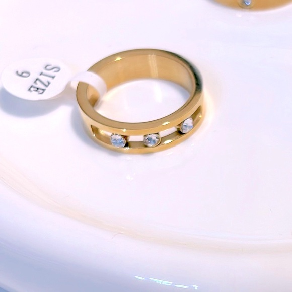 Minimalist Trio CZ 18k Gold Plated Stainless Steel Ring - Picture 2 of 3